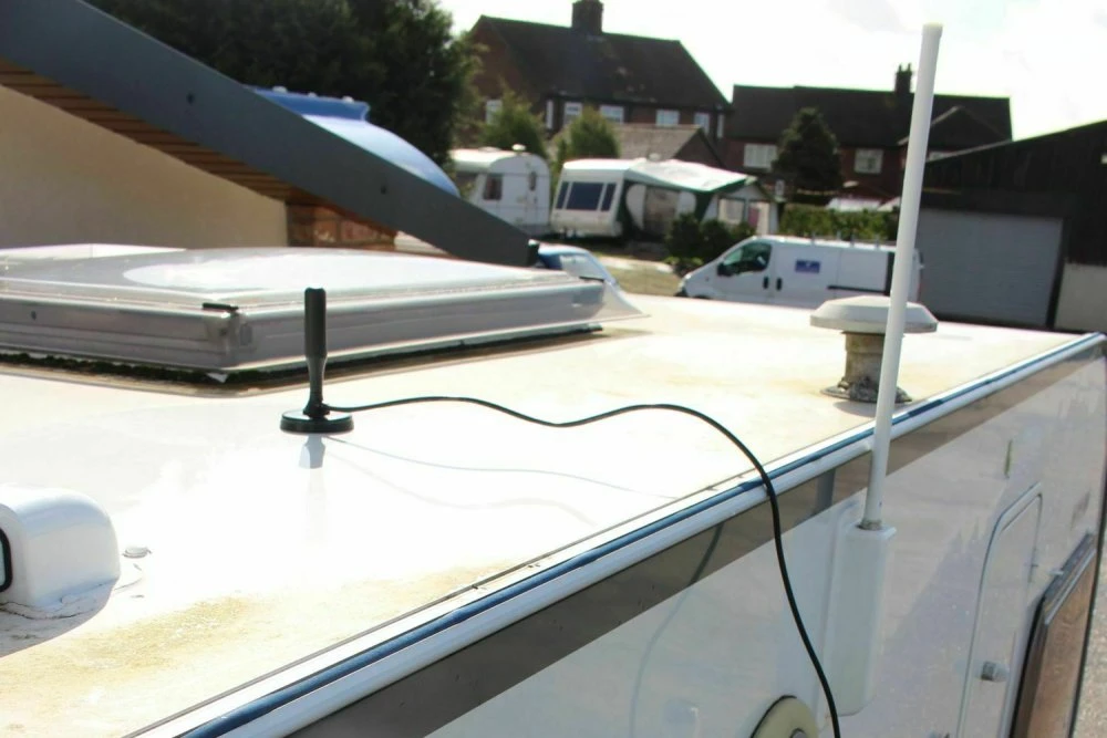 Falcon Amplified Magnetic Mount Freeview Digital TV & DAB Aerial 6 Falcon Amplified Magnetic Mount Freeview Digital TV & DAB Aerial - Image 4