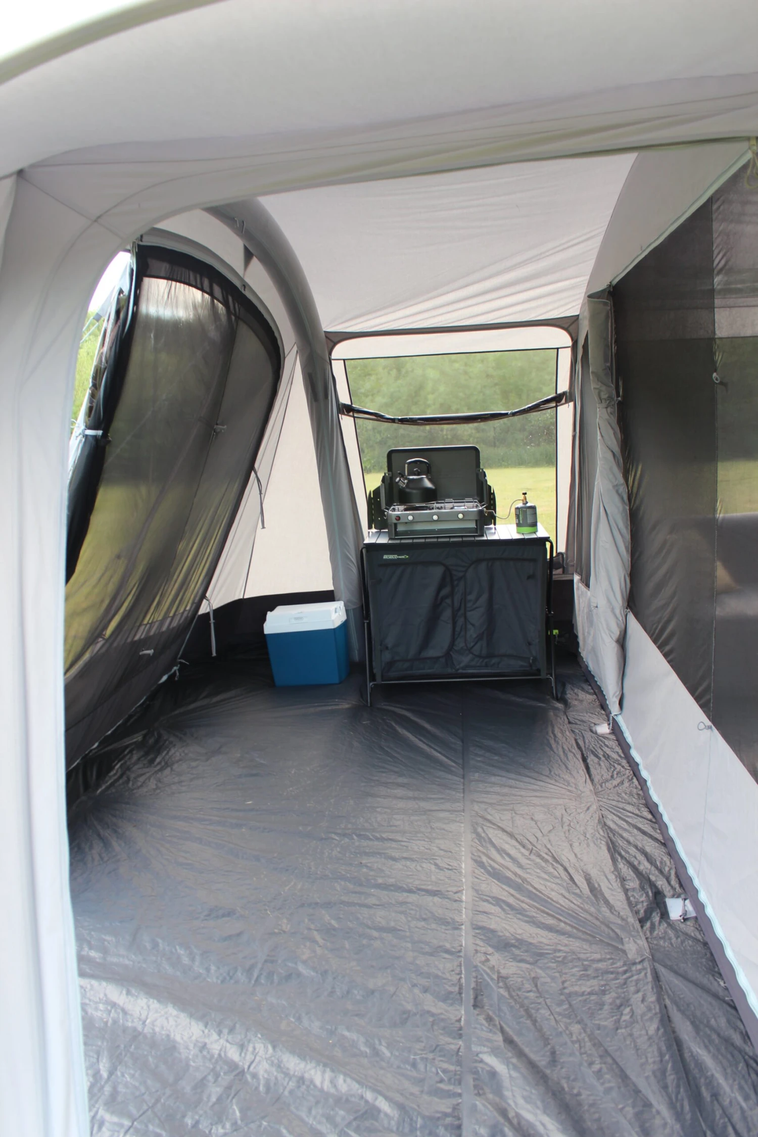 Outdoor Revolution Kalahari PC 9.0 DSE Air Tent 15 Outdoor Revolution Kalahari PC 9.0 DSE Air Tent - Image 13